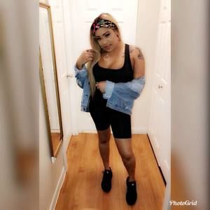 Meet your Posher, Amelia